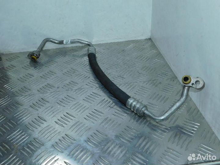 Трубка кондиционера для BMW 5-Series (E60/E61)