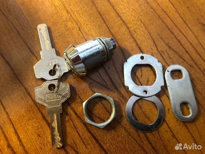 Замок сейфовый