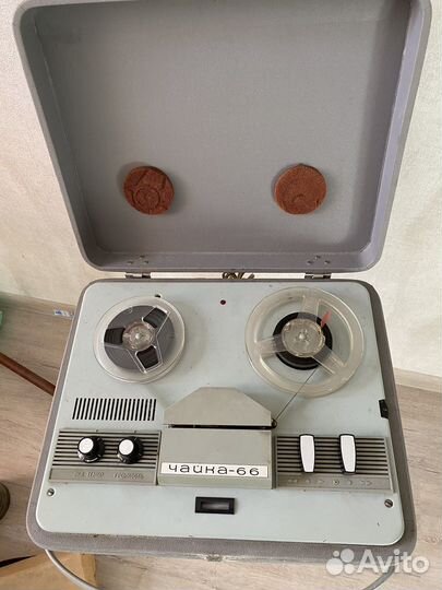 Катушечный магнитофон
