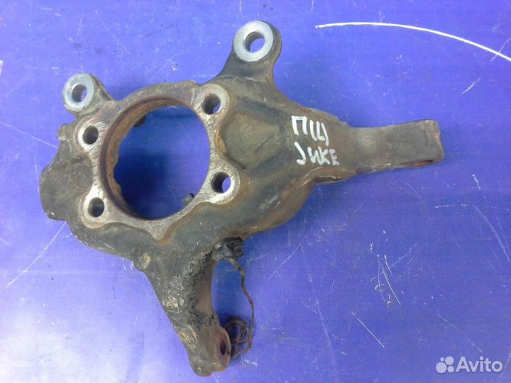 Кулак поворотный передний левый Nissan Juke (F15)