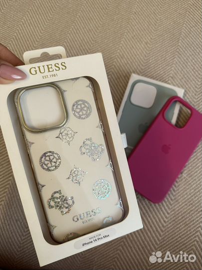 Чехлы на iPhone 14 pro max guess