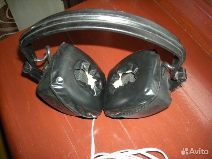 Стереонаушники старт