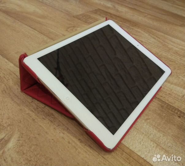 Кожаный чехол на iPad