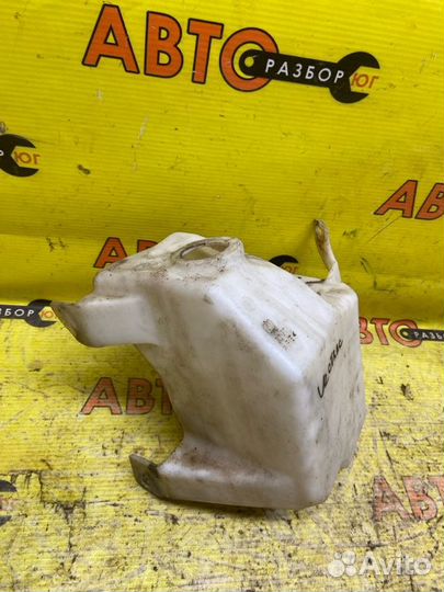 Бачок омывателя Opel Vectra C Z18XE 2002