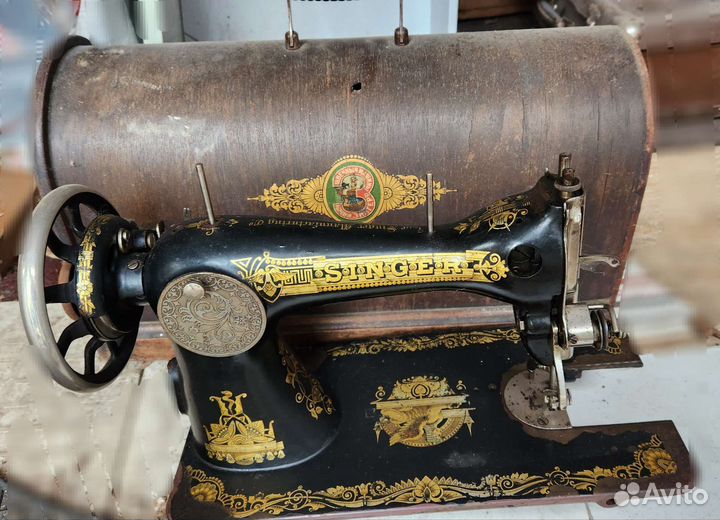 Швейная машина Singer