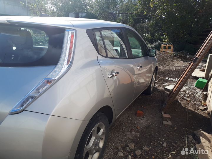 Nissan Leaf 109 л.с. AT, 2012, 119 000 км