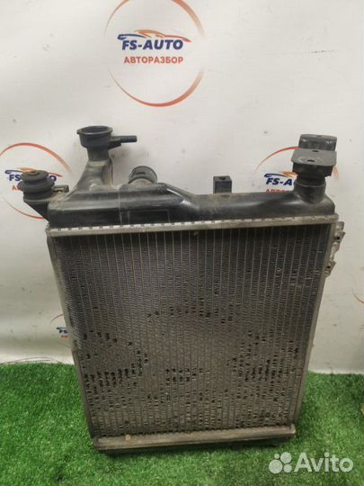 Радиатор охлаждения Hyundai Getz хетчбек 3 двери