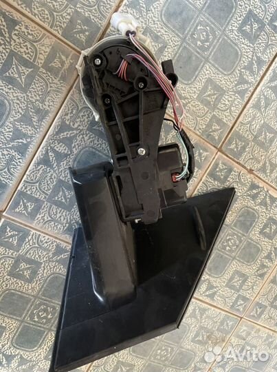 Toyota rav4 зеркало правое