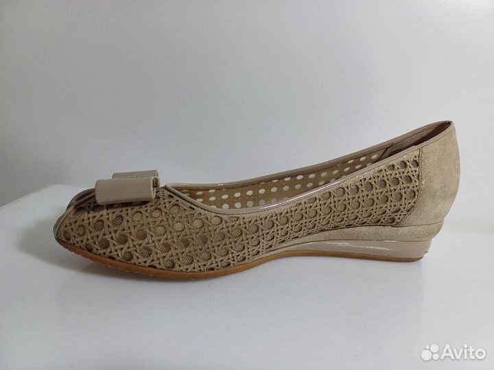 8295(14 Туфли Fabiani Оригинал 38 размера