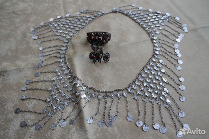 Украшение для танцев