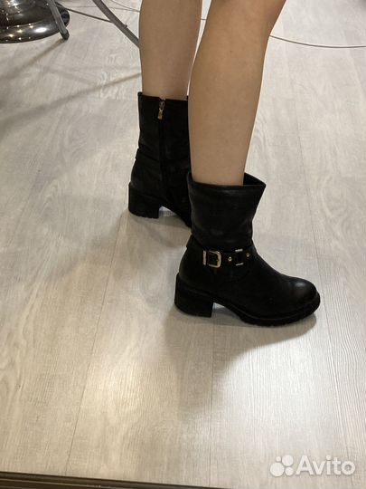 Ботинки женские зимние