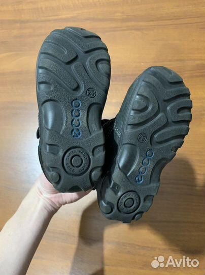 Ботинки детские ecco 23