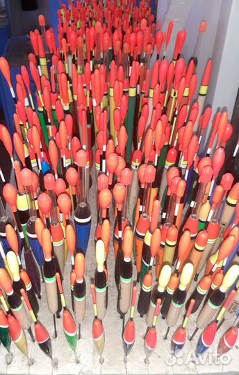 Поплавок из дерева бальса