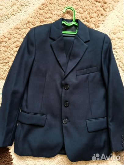 Школьный костюм