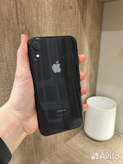 iPhone Xr, 64 ГБ