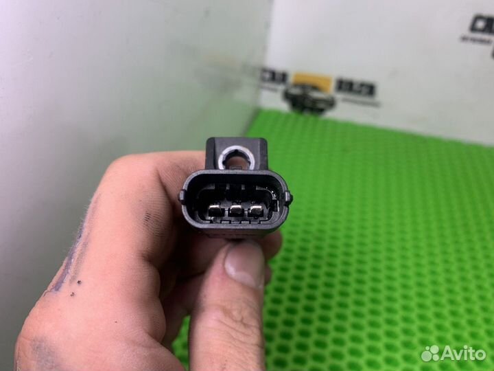 Датчик положения коленвала