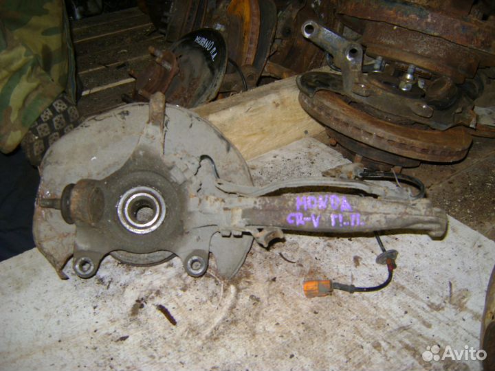 Кулак передний левый Хонда цр-В Honda CR-V abs