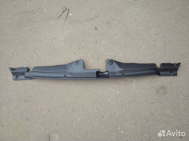 Накладка замка капота Honda CR-V 2002-2006