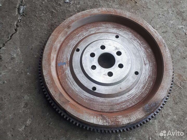 Маховик лада приора