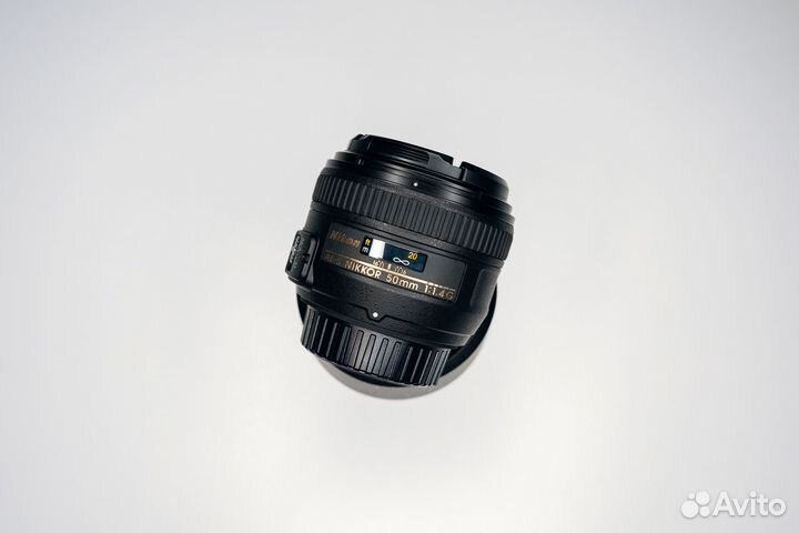 Объектив Nikon Nikkor 50mm f/1.4 G + коробка