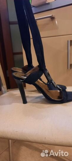 Босоножки женские