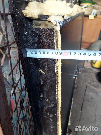 Дверь входная уличная