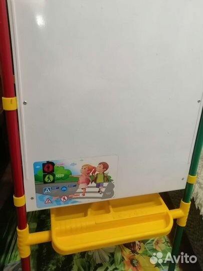 Магнитно меловая доска