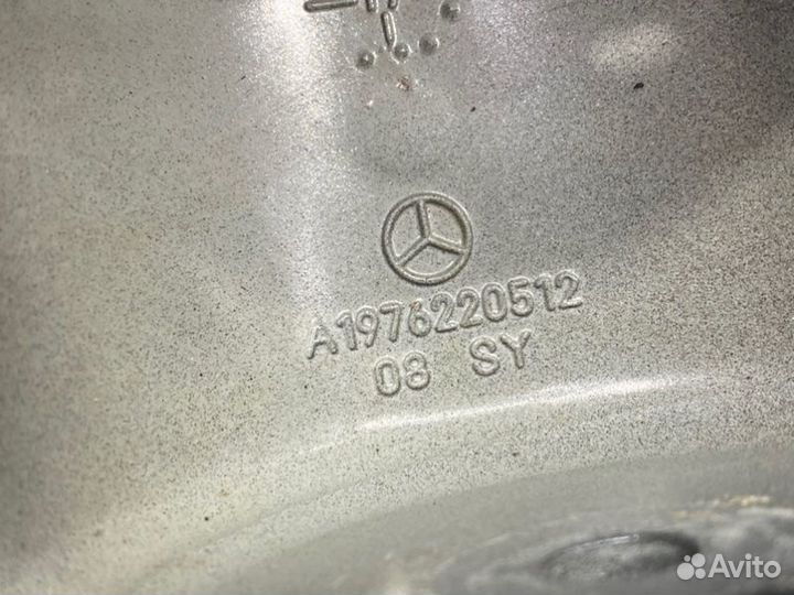 Крепление рычага подвески переднее Mercedes-Benz