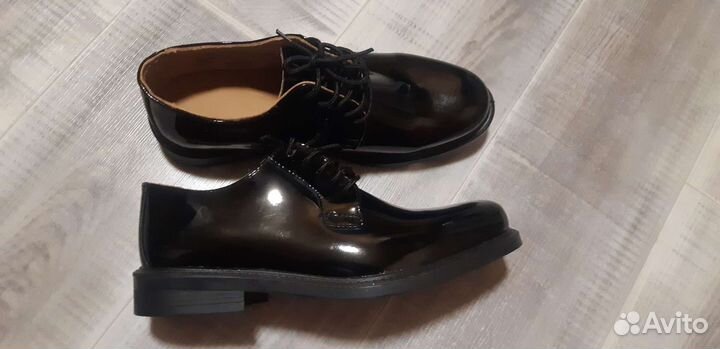 Военные лакированные ботинки (лабутены)