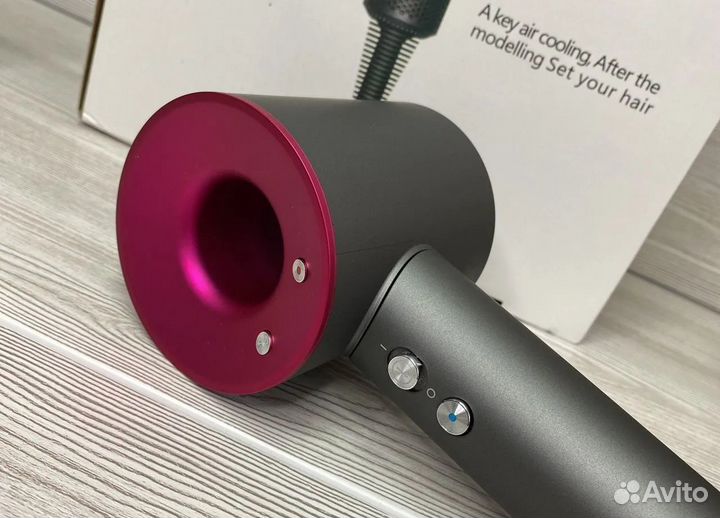 Фен Dyson Super Hair Dryer
