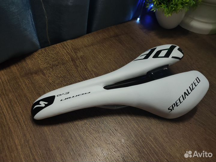 Седло для велосипеда Specialized Cube Nukeproof YT