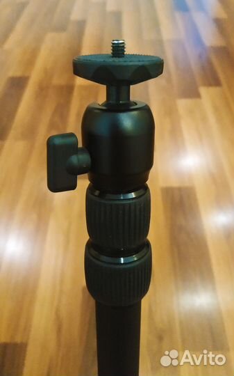 Телескопическая штанга с шаровой головой Godox