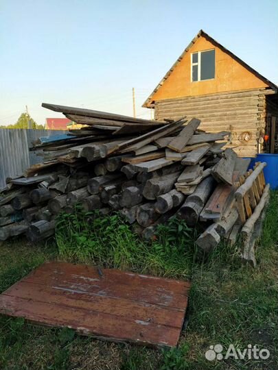 Сруб и доска от разборки дома