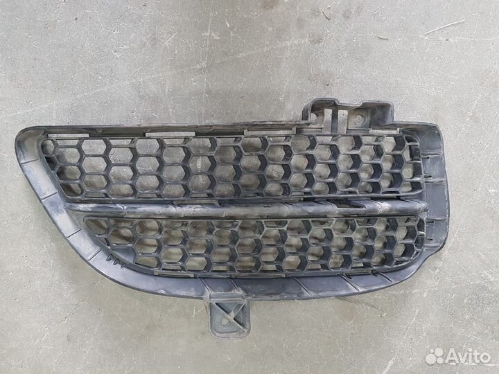 Решетка бампера VW Touareg