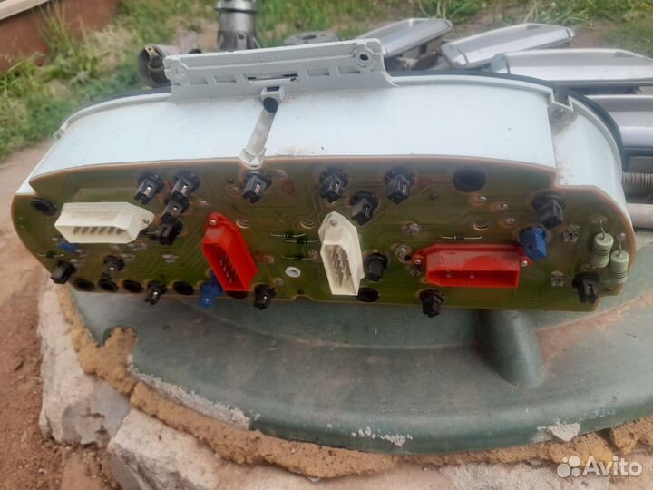 Дверные ручки волга 31105