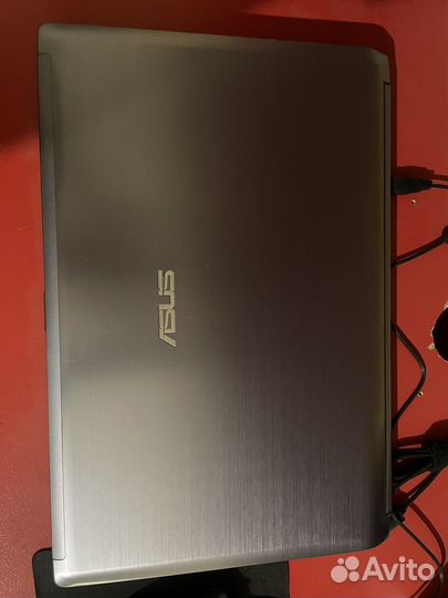 Ноутбук asus