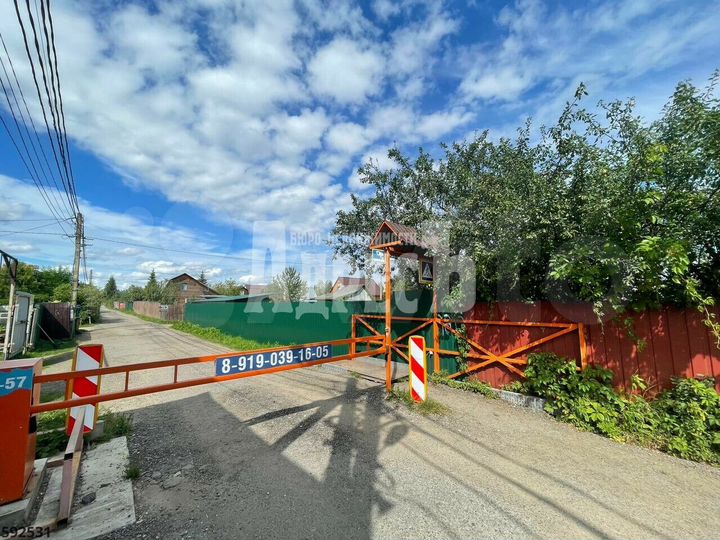 Дом 40,7 м² на участке 6 сот.