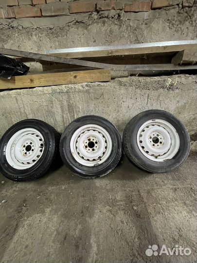 R13 Bridgestone Blizzak WS-50 175/70, PCD 4x98 DIA 10