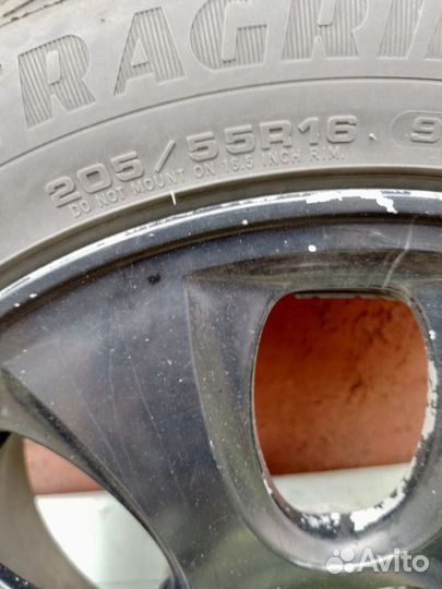 Goodyear Ultra Grip Ice Arctic 2 205/55 R16 94