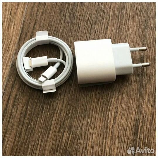 Новая быстрая зарядка на iPhone 20w