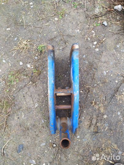 Оси чмзап в сборе клинья