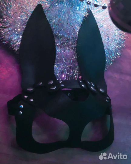 Маска кожаная