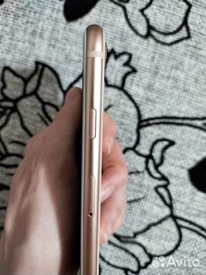 iPhone 8, 128 ГБ
