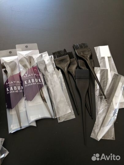 Кисти, миски, шпатели для окрашивания