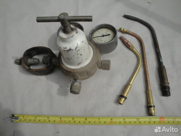 Редуктор и насадки для газовой сварки