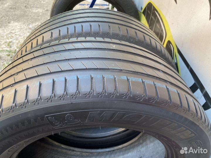 Michelin Latitude Sport 3 235/60 R17