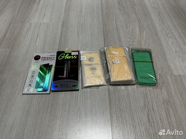 Чехлы и защитные стекла для Apple iPhone и Whatch