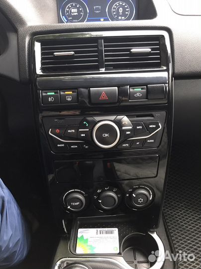 Центральная консоль приора 2 чёрный лак