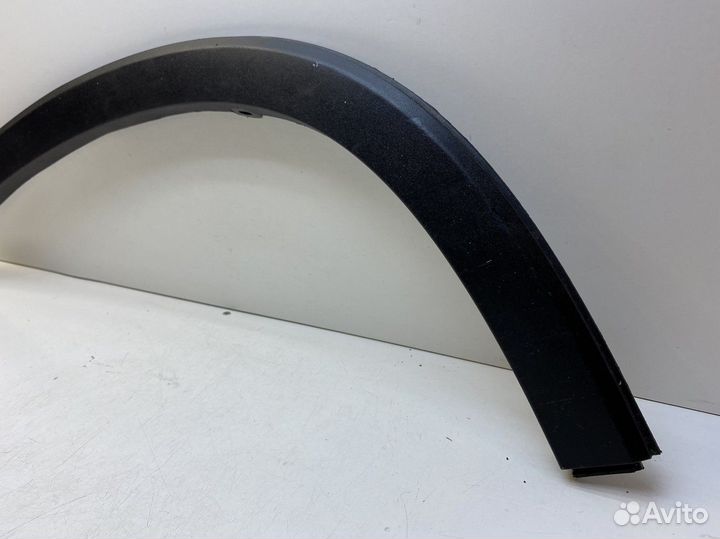 Накладка крыла зад правого Kia Sorento 2009-2020