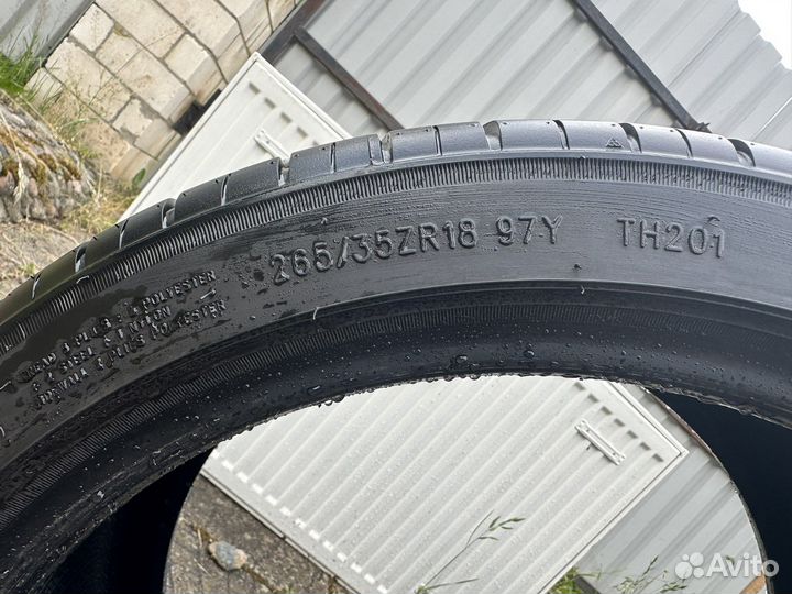 Triangle TH201 235/40 R18 и 265/35 R18